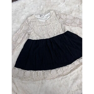 Paisley Vine Black and Cream Mini Dress lace size Medium Boutique Brand Stretch